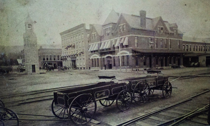 Fall Brook Depot and offices, Corning